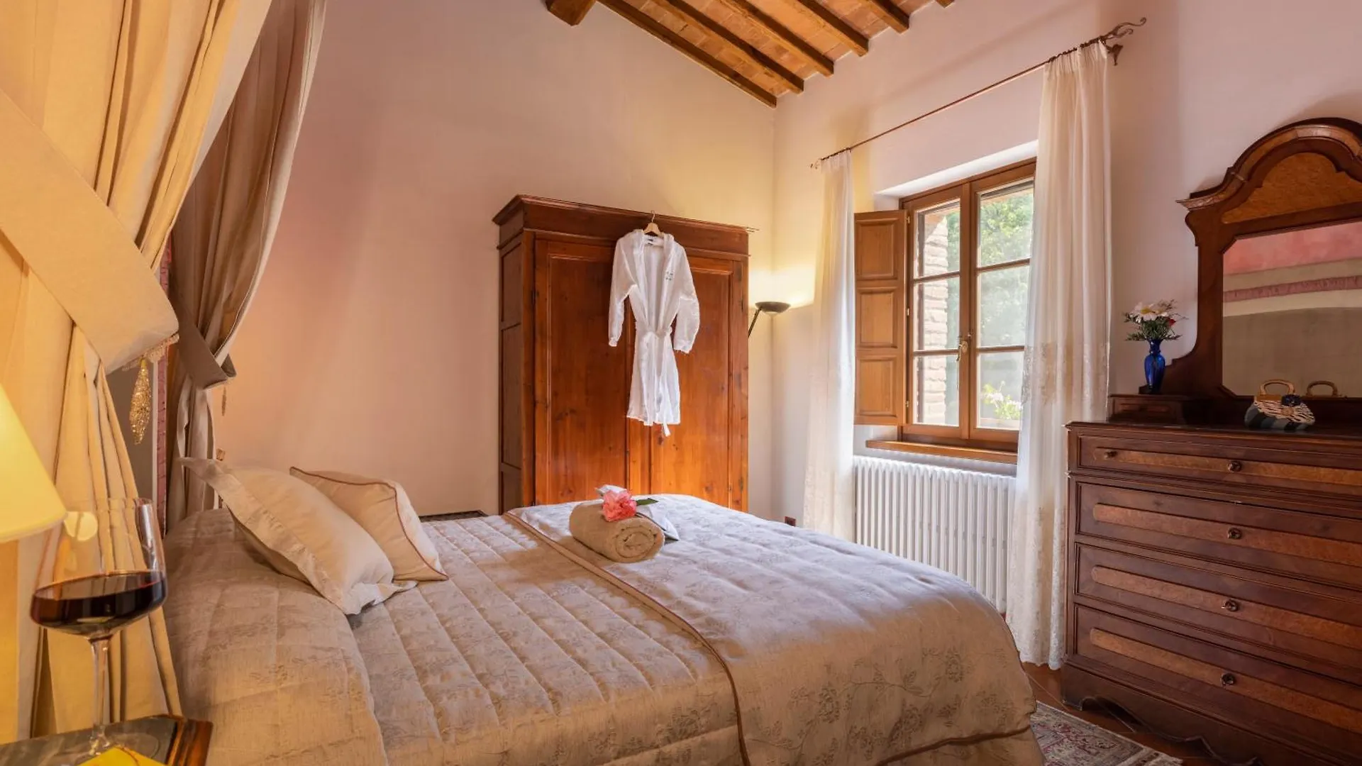 Podere La Casina Country Chic Rigomagno Italy